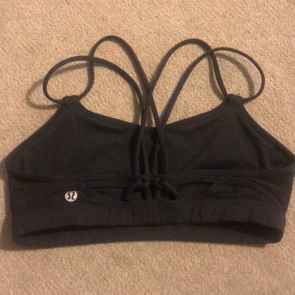 Lululemon size 4 bra